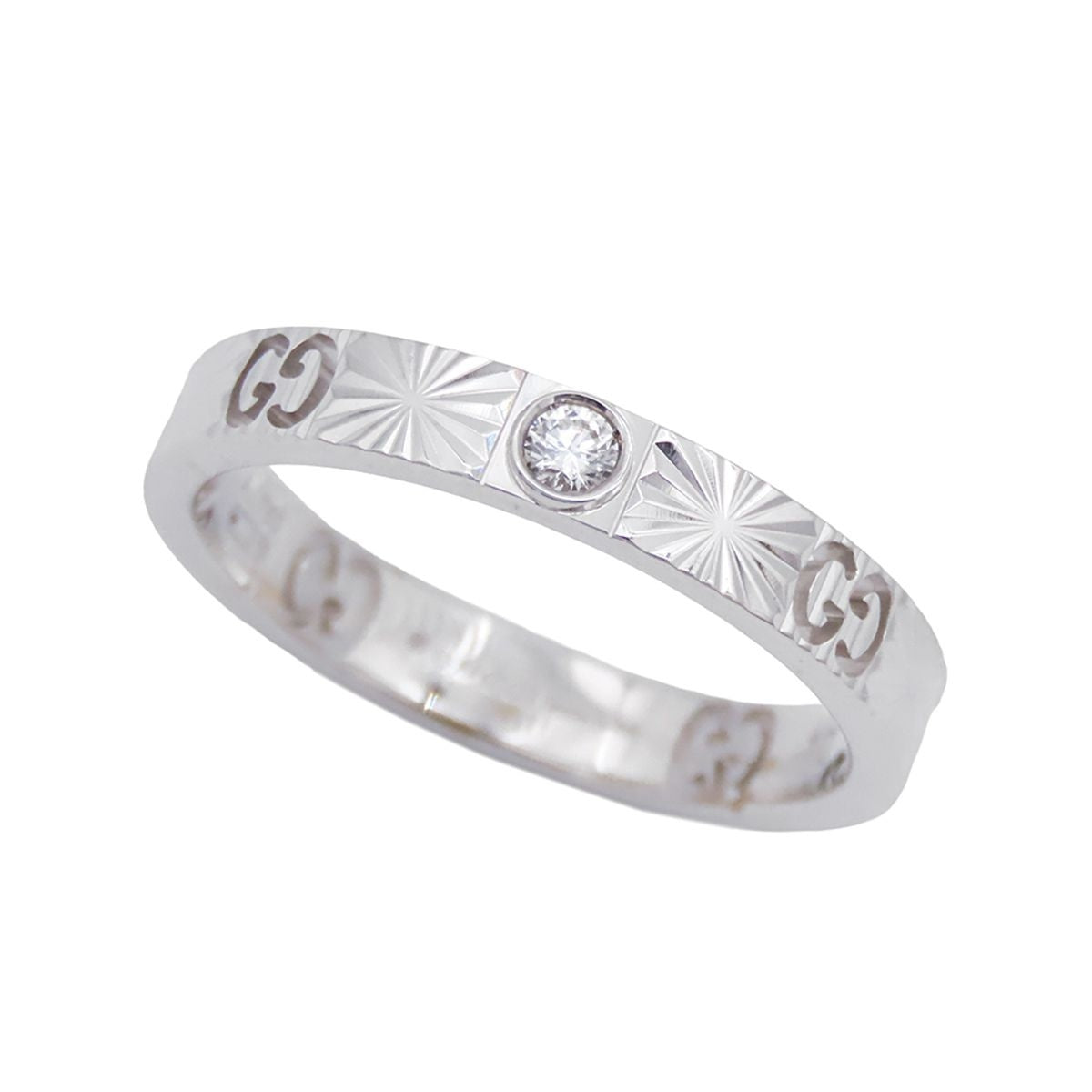 Gucci Icon White Gold 18K Diamond Heart Ring