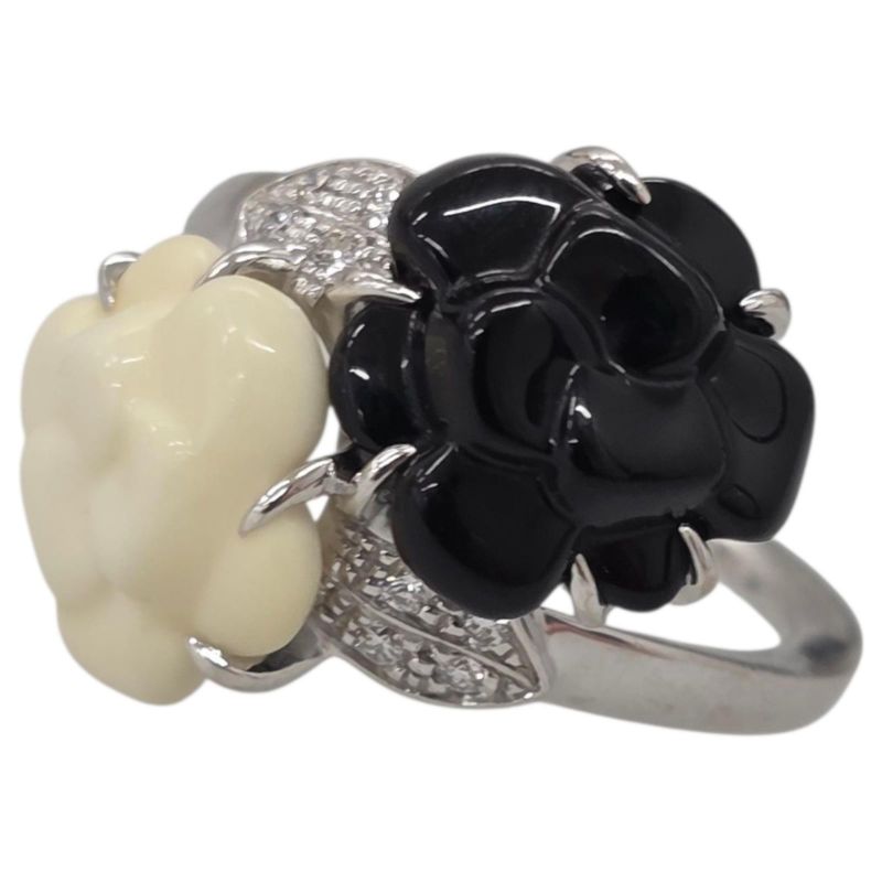 Chanel Au750 Camellia Ring