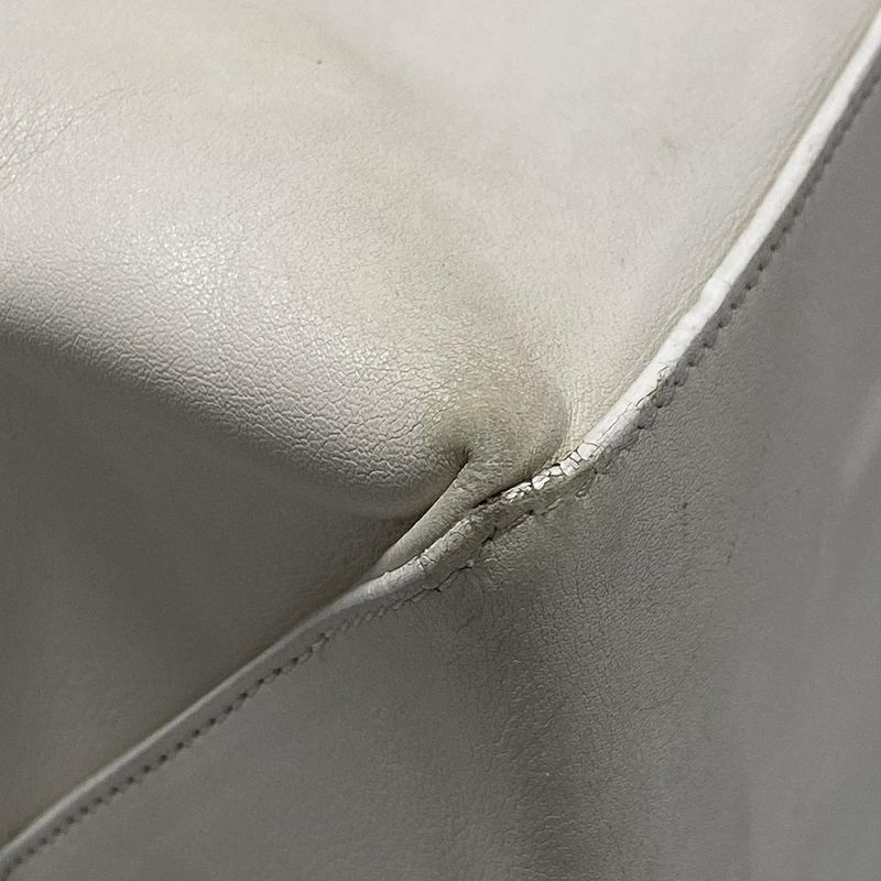 Chanel Essential Tote Ivory And Black Lambskin