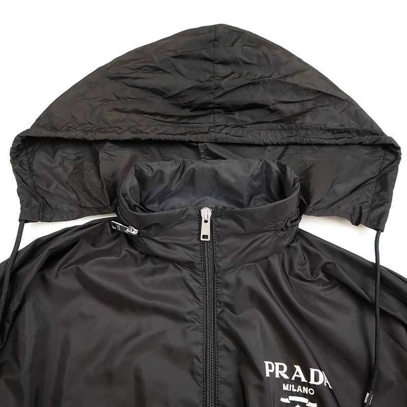 Prada 23aw Re-Nylon Nylon Hooded Raincoat 292113 S231 1wq9 Black 36s