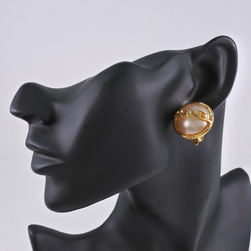 Chanel Gold Plated And Faux Pearl Ladies 22.6g Earrings