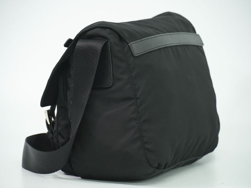 Authentic Prada Nylon Shoulder Bag Pochette Black Bag Pre-owned [follow-up