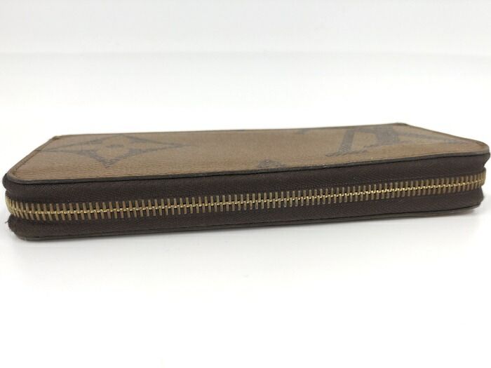 Louis Vuitton Zippy Wallet Round Zipper Long Wallet Monogram Giant Reverse