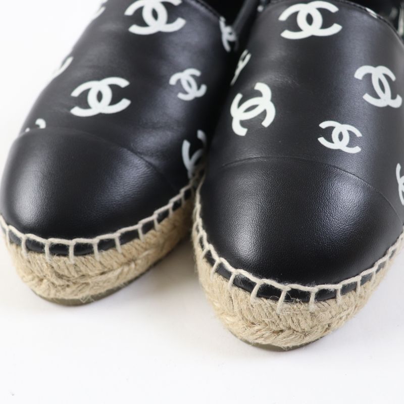 CHANEL 22S G38628 Coco Mark Pattern Espadrilles / Slip-on / Leather Shoes