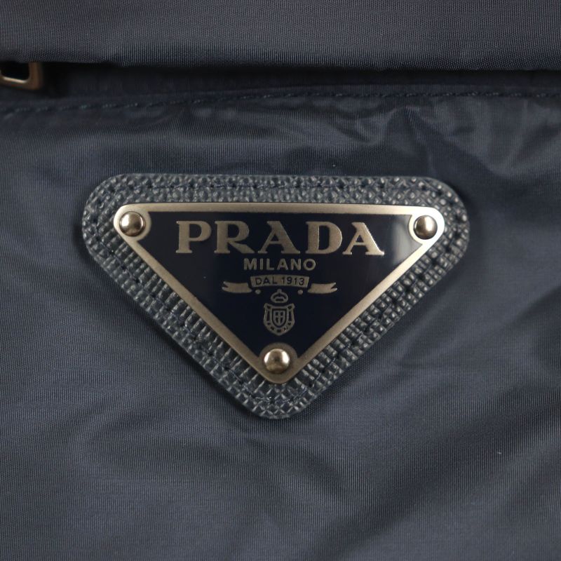 Prada 20AW Sgh047 Triangle Logo Triangle Plate Hooded Double Zip Up Down Coat