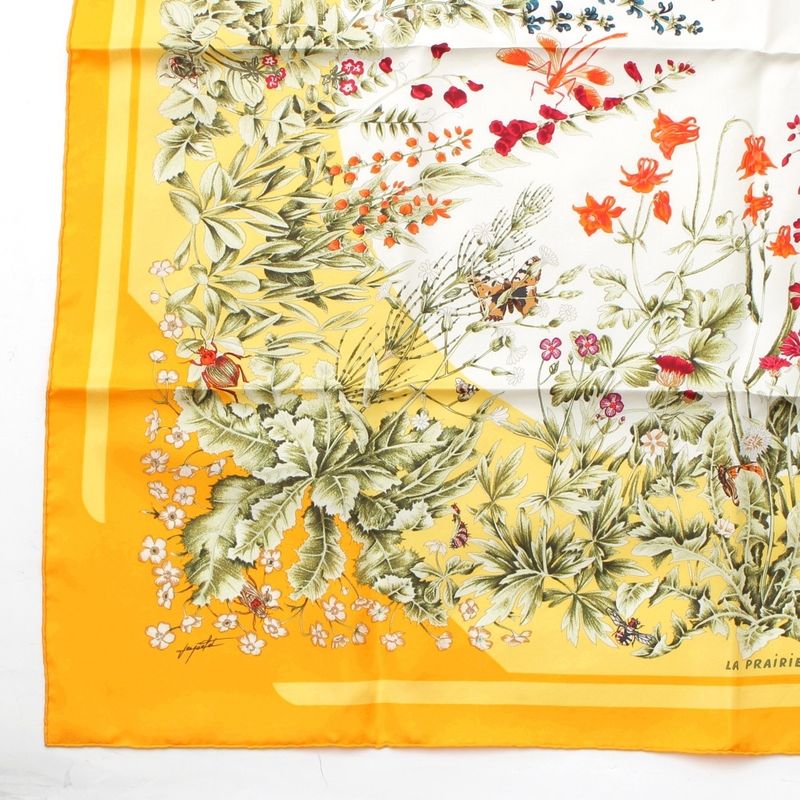Hermes Carré 90 LA Prairie Meadow Silk Scarf Yellow