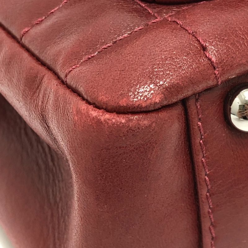 Chanel Tote Bag Chocolate Bar 255 Lambskin Red