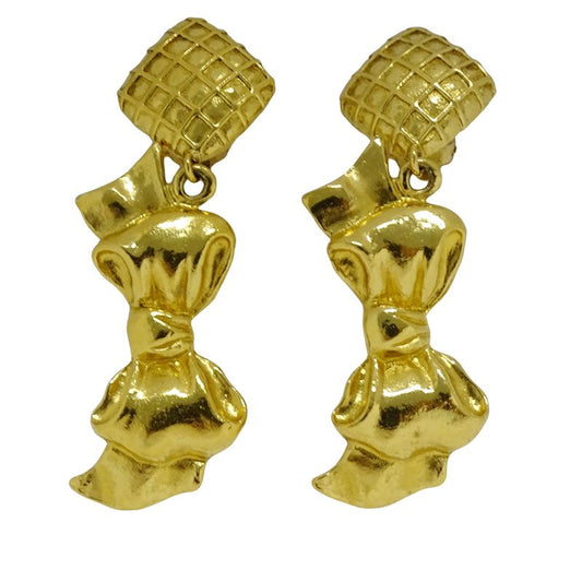 Chanel Earrings Ladies Branded GP Ribbon Gold Binaural Vintage Accessories
