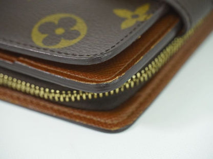 Authentic Louis Vuitton LV Compact Zip Monogram Fold Wallet Brown M61667