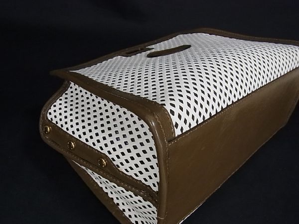 Fendi Peekaboo Defender Leather Bag Cabas White And Brown Al3023