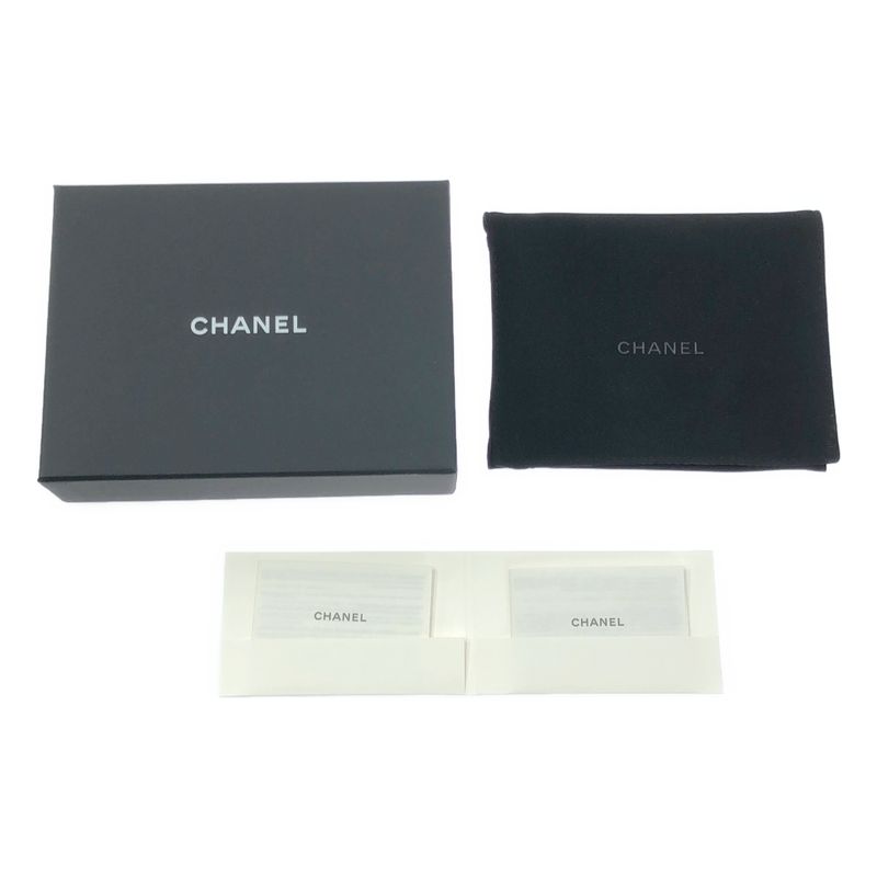 Chanel - Matelasse Coco Mark Caviar Skin Compact Wallet - Black - Women's
