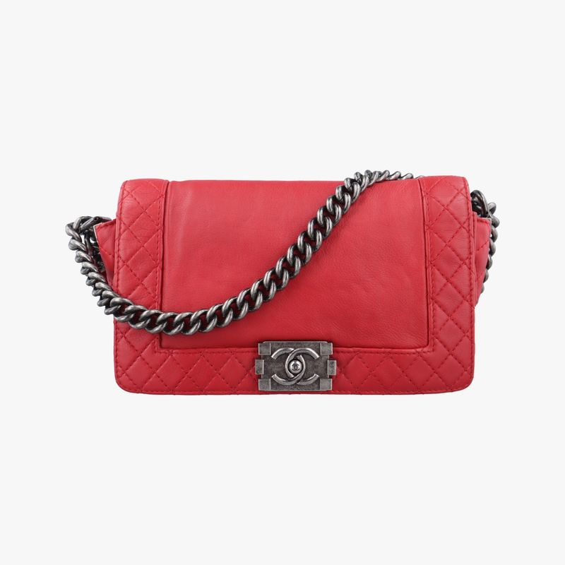 Chanel Boy Chanel Red Lambskin A67946 18786518