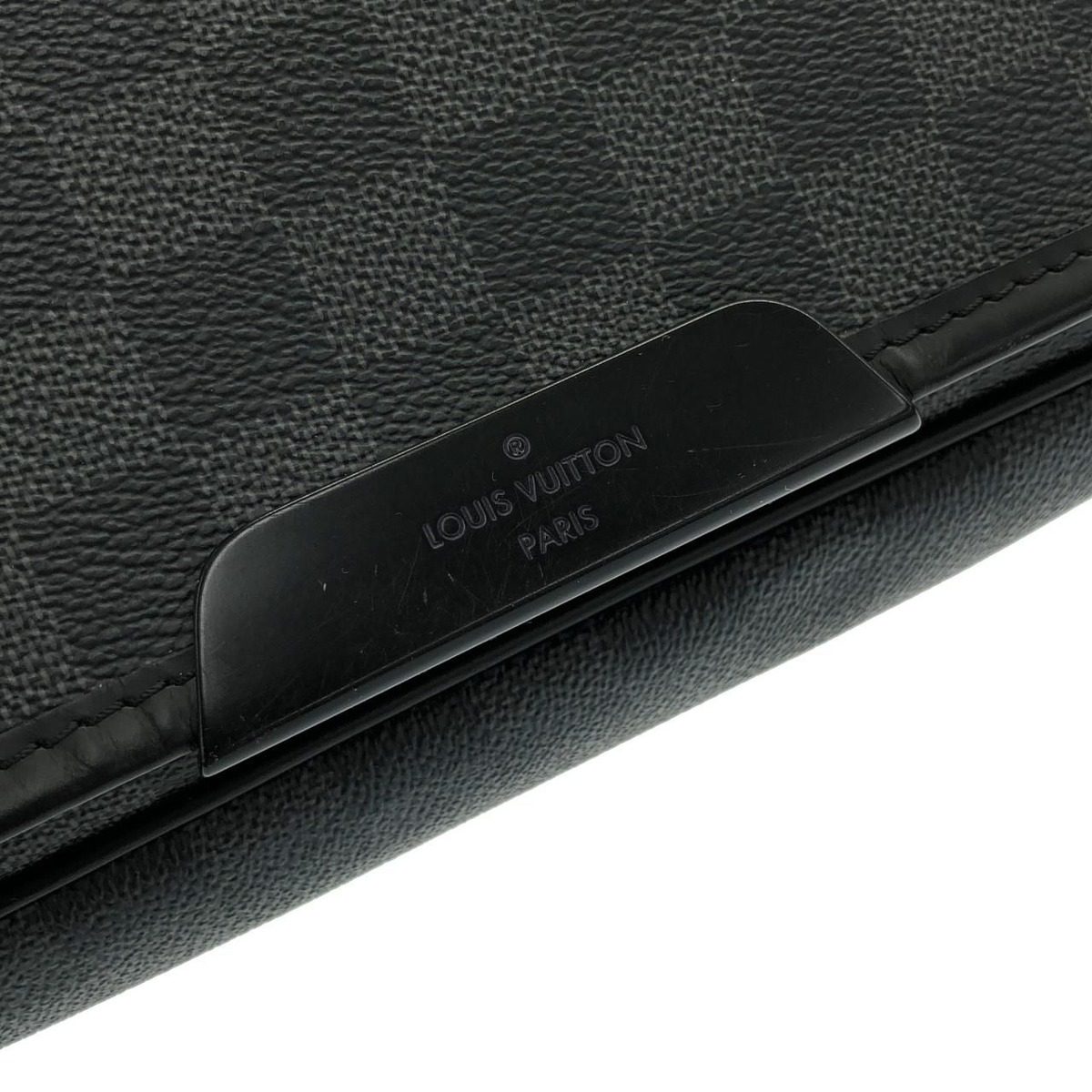 Louis Vuitton Damier Graphite Daniel MM Shoulder Bag — view 4