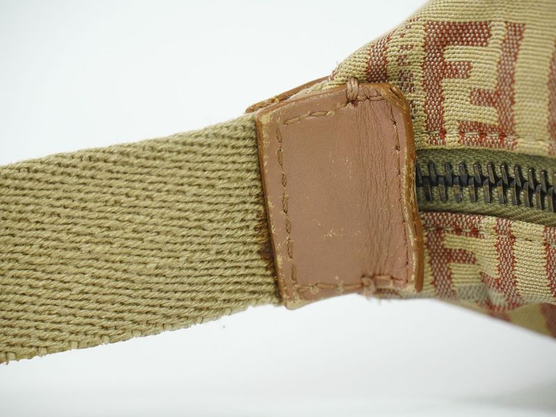 Authentic Fendi Zucchino Shoulder Bag Pochette Canvas Beige Pink 8br319