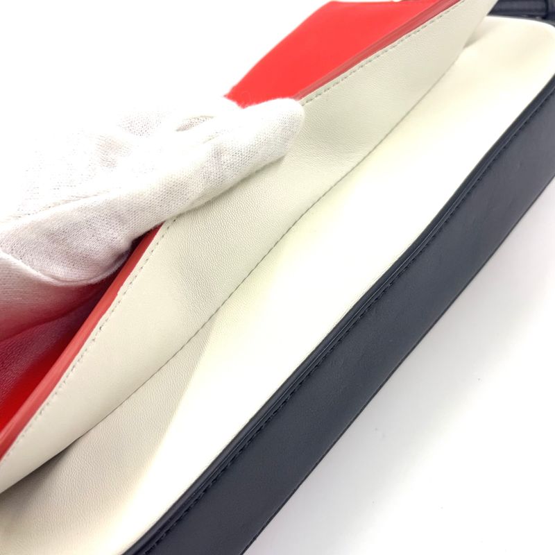 Fendi Baguette Chain Shoulder Leather Orange Brown And Black Shoulder Bag Silver