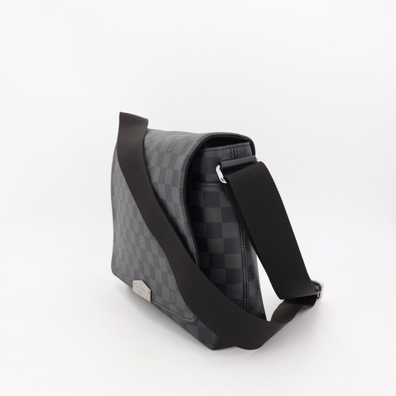 Louis Vuitton N40349 Damier Graphite Crossbody District PM NV2 Shoulder Bag