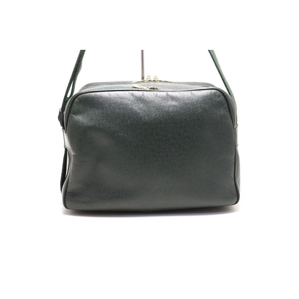Louis Vuitton Taiga Reporter PM Leather Shoulder Bag — view 2
