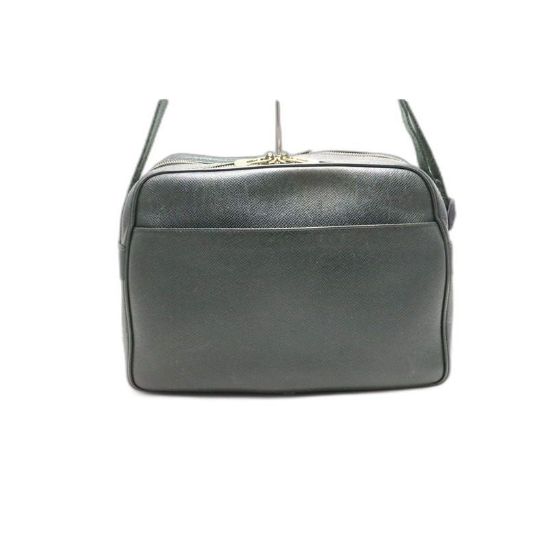 Louis Vuitton Taiga Reporter PM Leather Shoulder Bag