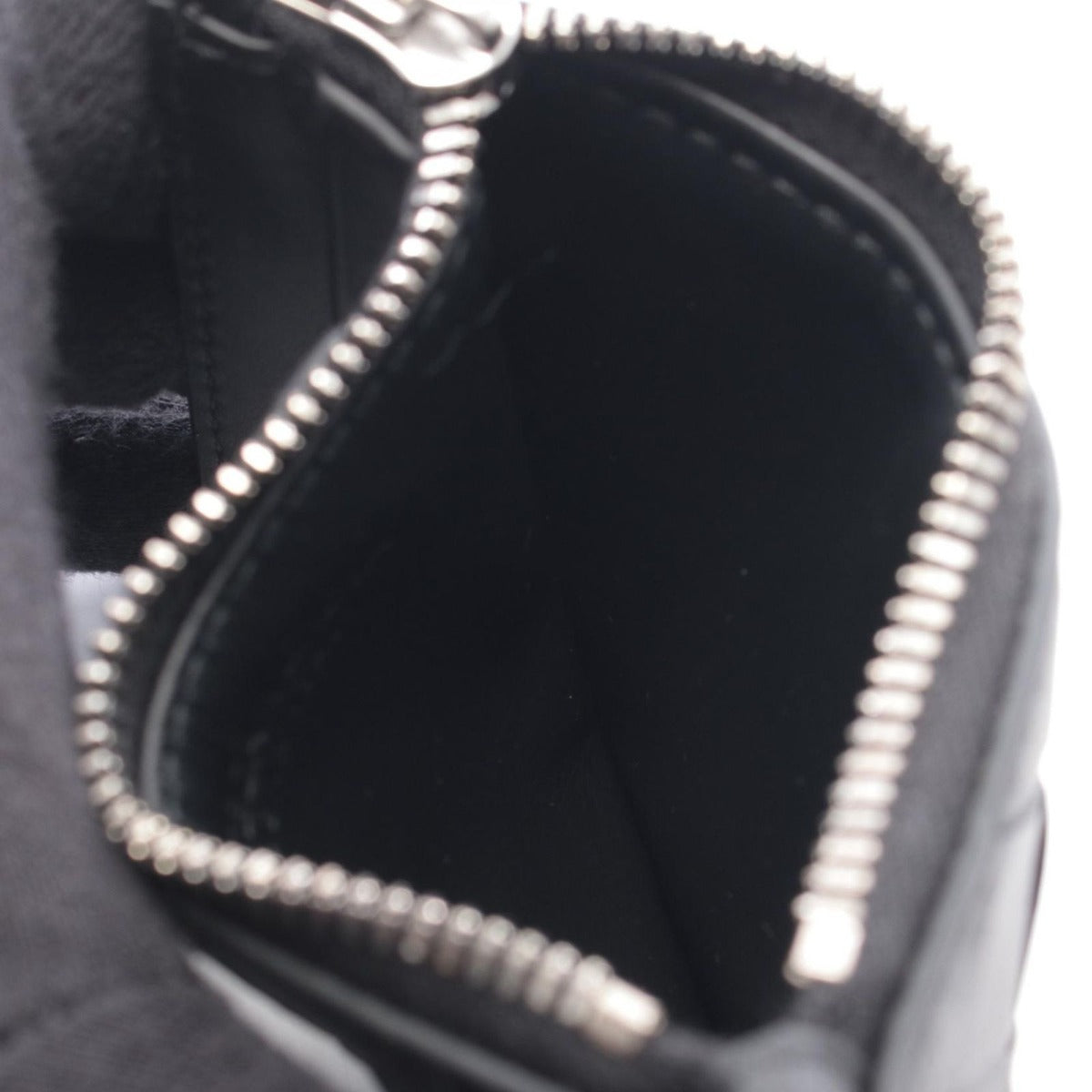 Bottega Veneta Coin Case Intrecciato Black Leather — view 3