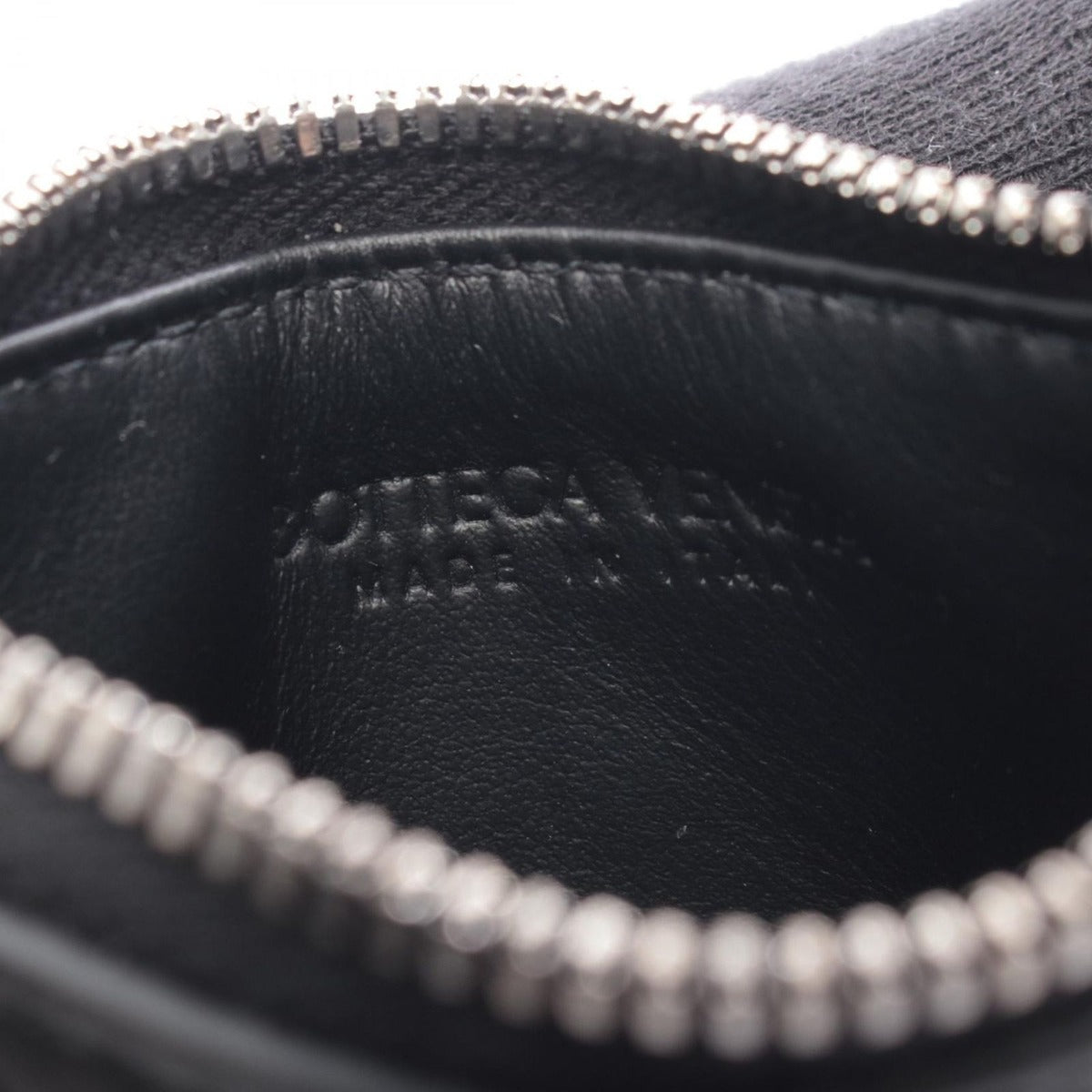 Bottega Veneta Coin Case Intrecciato Black Leather — view 4