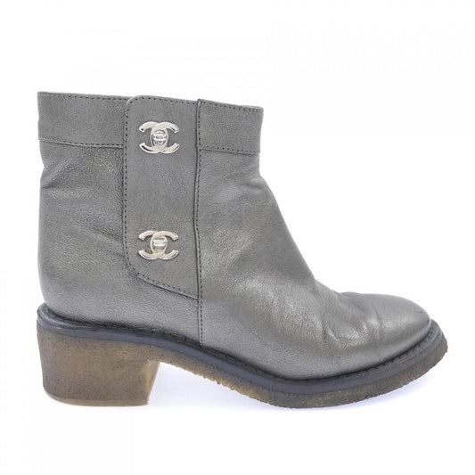 Chanel Turnlock Boots Gray 37