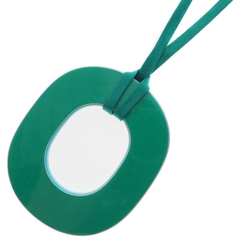 Hermes Ism Pigman 052880fl Lacquer And Silk Green Ladies 25.9g Necklace