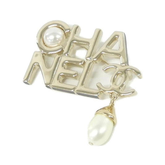 Chanel Brooch Gold