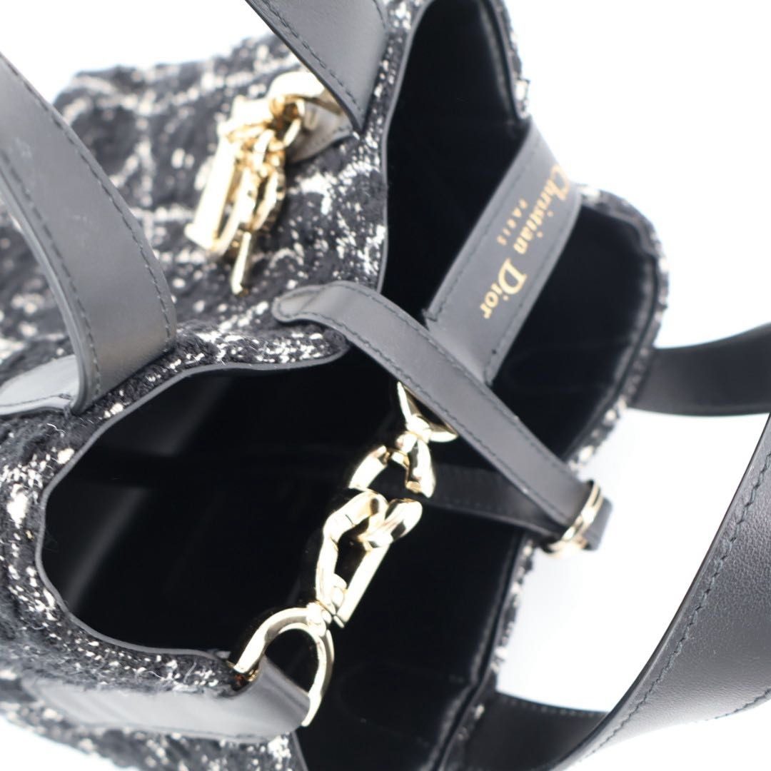 Dior Toujours Vertical Tote Small 2-Way Shoulder Bag — view 9