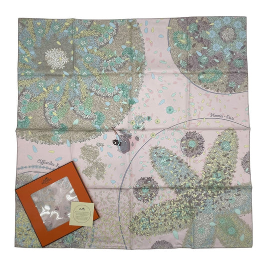 Hermes Scarf Carre 90 100% Silk Offrandes Dun Jour Flower Offering Pink Box
