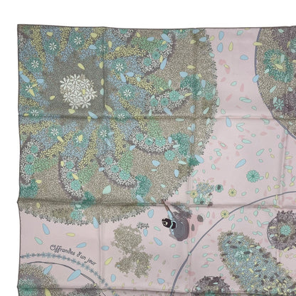 Hermes Scarf Carre 90 100% Silk Offrandes Dun Jour Flower Offering Pink Box — view 3