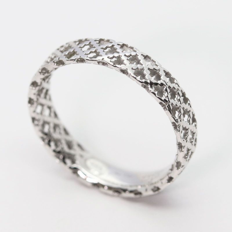 #19 Gucci Diamantissima 18K White Gold 750 Ring 24-2954