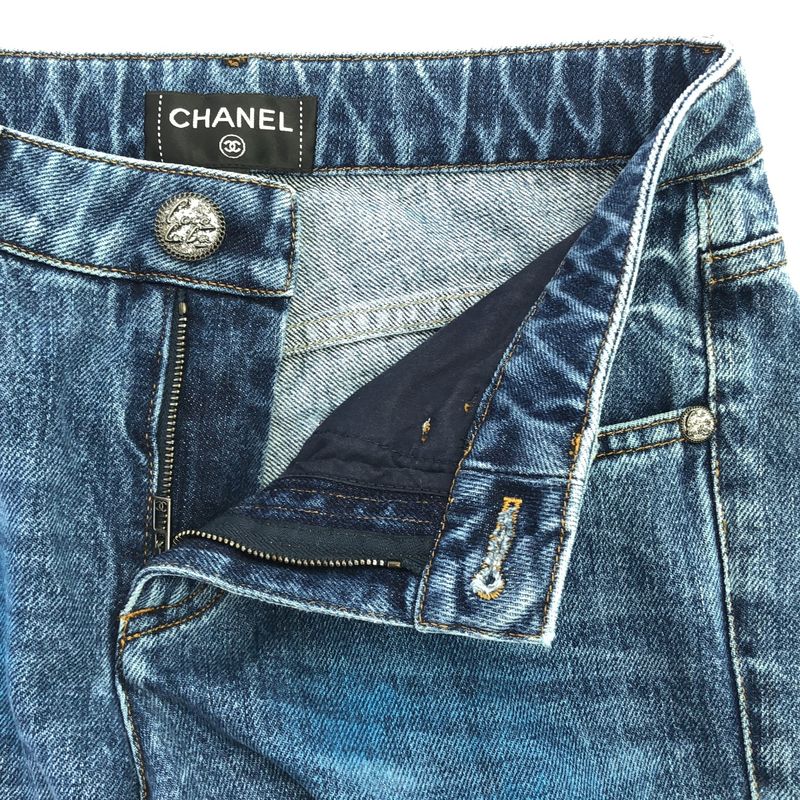 Chanel - Paint Finish Coco Mark Hem Zip Denim Pants - 34 - Indigo - Women's