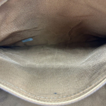 Chanel CC Logo Shoulder Bag — view 14