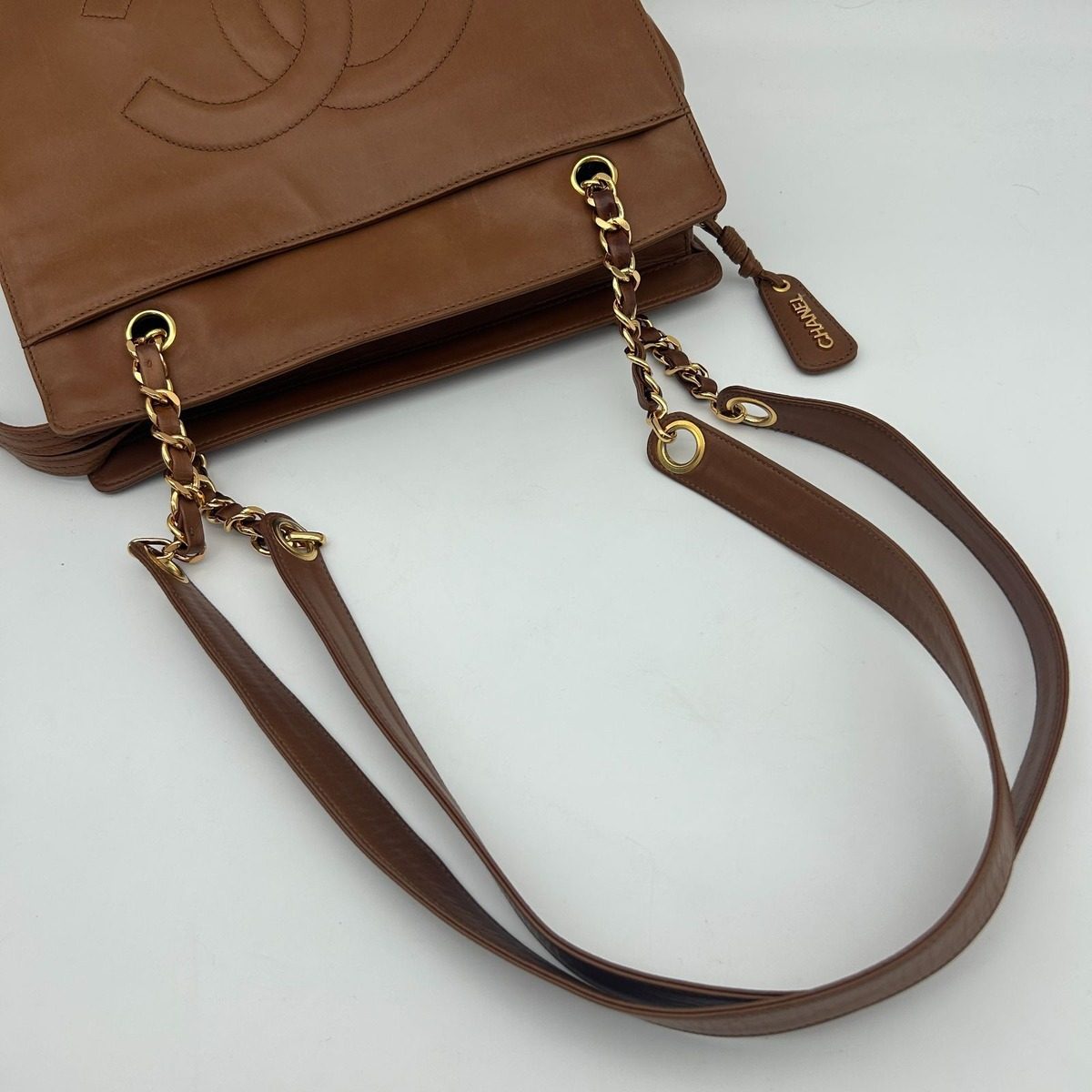 Chanel CC Logo Shoulder Bag — view 5