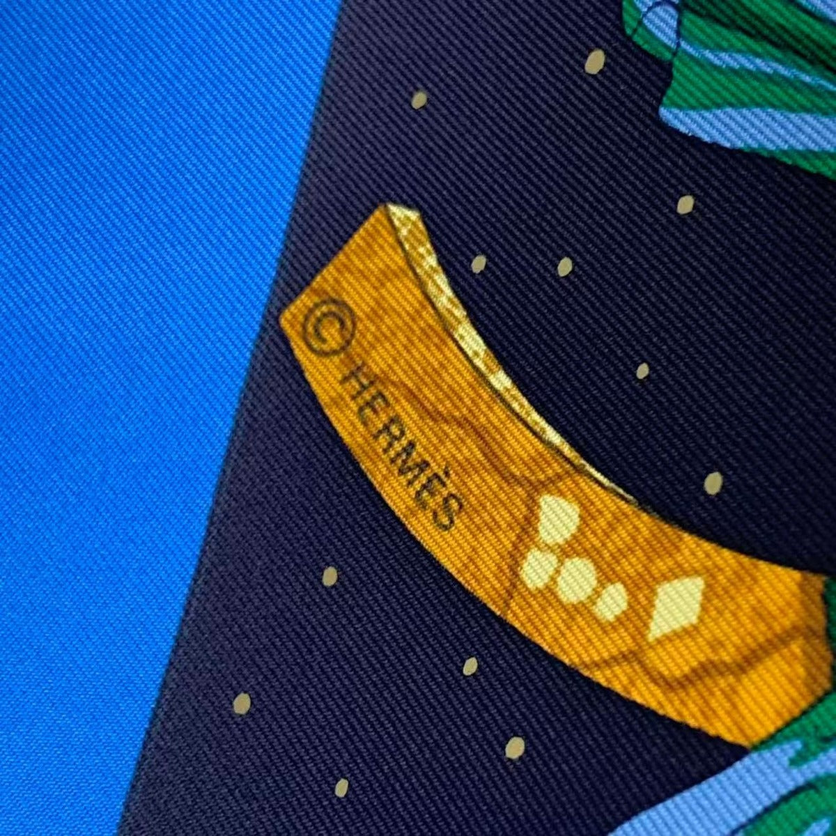 Hermes Scarf Carre 90 le Triomphe du Paladin Victory of the Knights Justice — view 7
