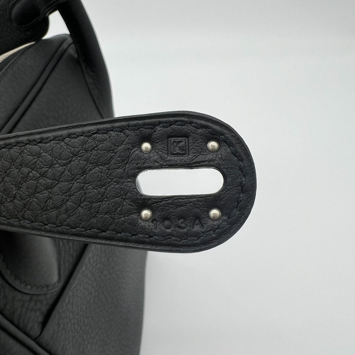 Hermes Lindy 30 Handbag — view 14