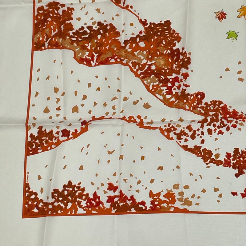 Hermes Carre 90 Trois Feuilles 3 Leaves Scarf Silk Orange