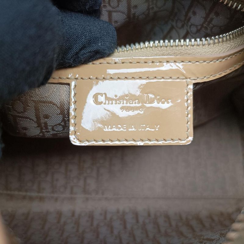 Christian Diorchristian Dior Lady Dior Beige Patent 14b-ma-0112