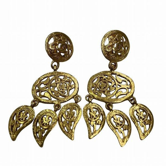 Chanel 95A Vintage Leaf Gold Branded Accessories Earrings Ladies