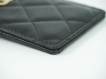 Authentic Chanel Coco Mark Matelasse Faux Pearl Chain Card Case Pass Case