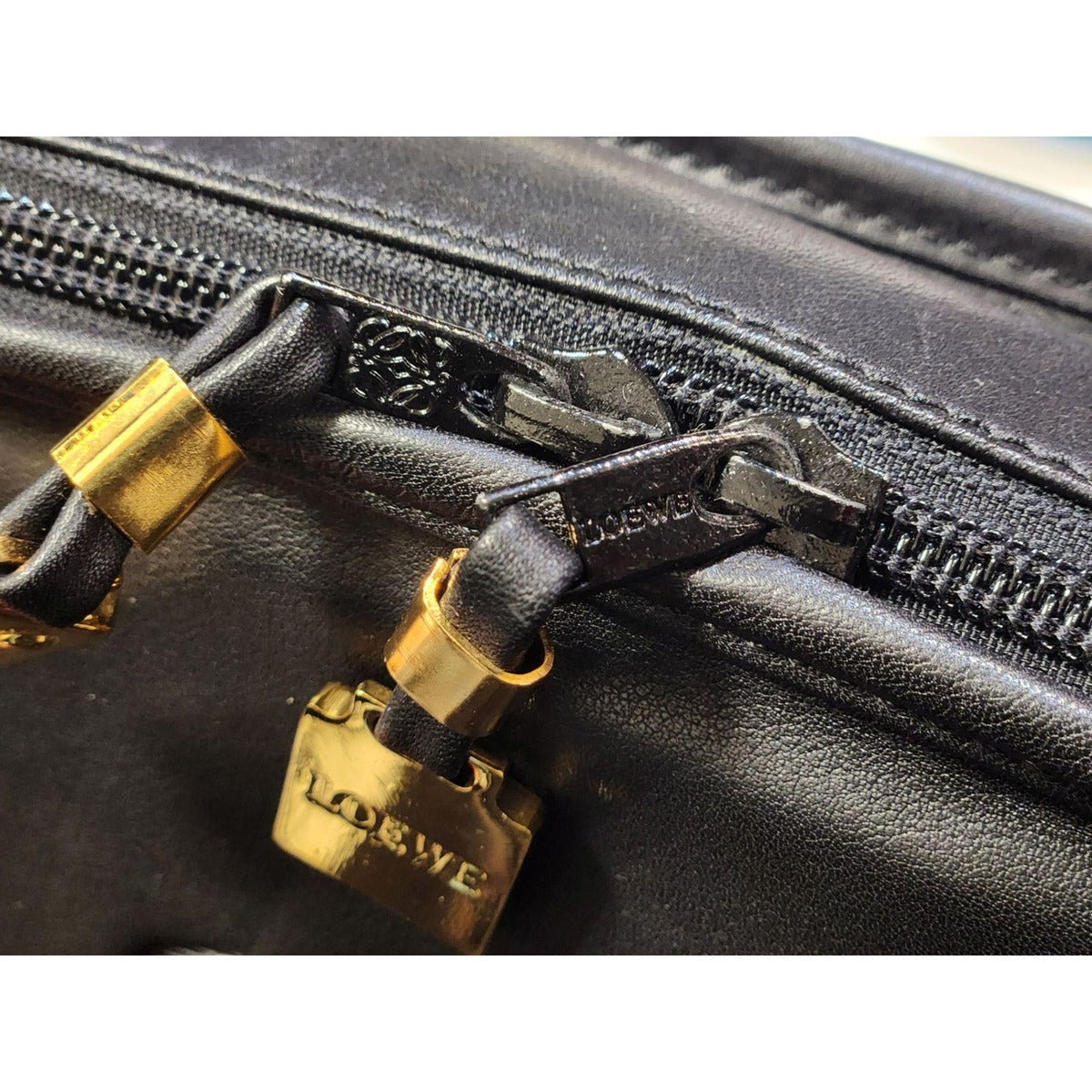 Loewe Anagram Leather Clutch Second — view 14
