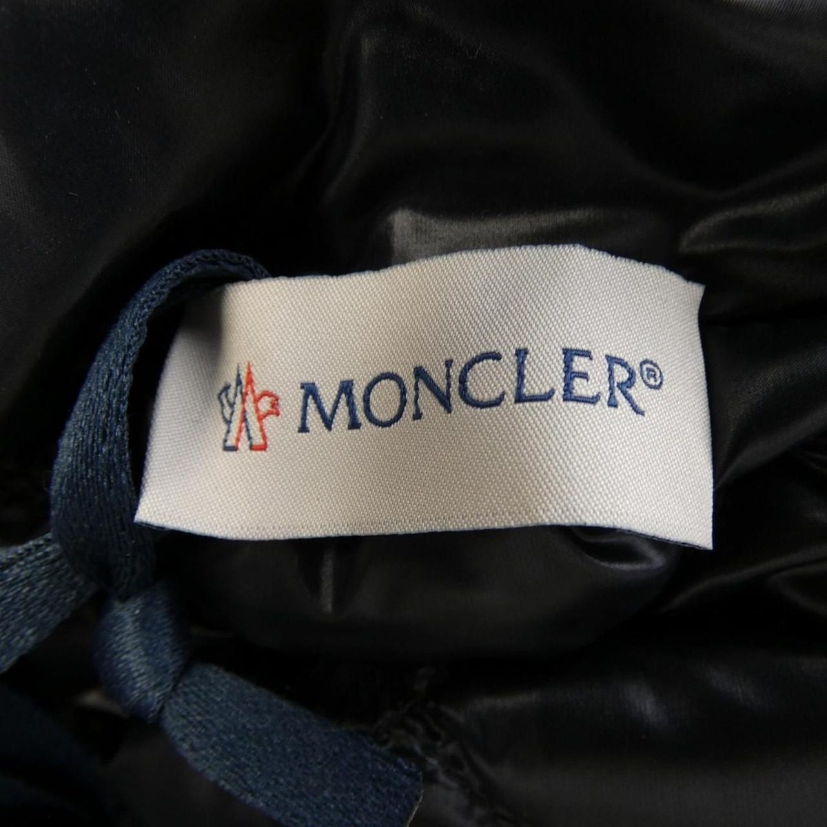 Moncler Down Jacket Black — view 4