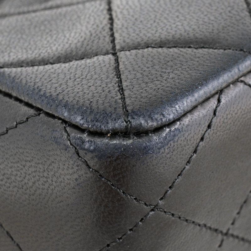 Chanel Matelasse Shoulder Bag Lambskin A01163 Black Gold Hardware 1st Unit