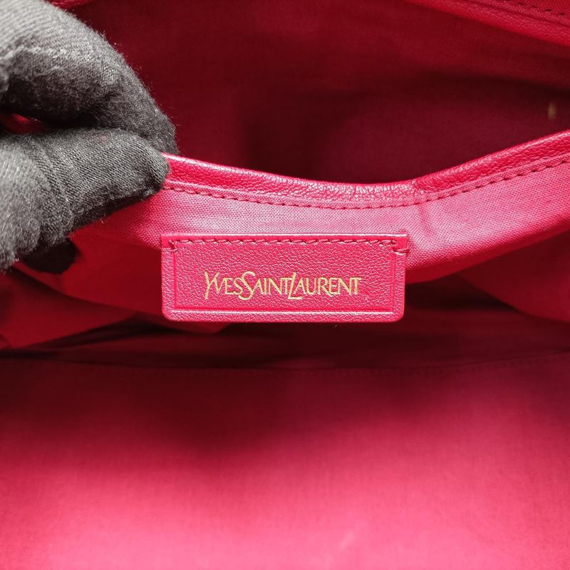 Yves Saint Laurentyves Saint Laurentcabas Su Chic Red Leather 279079 27907900199