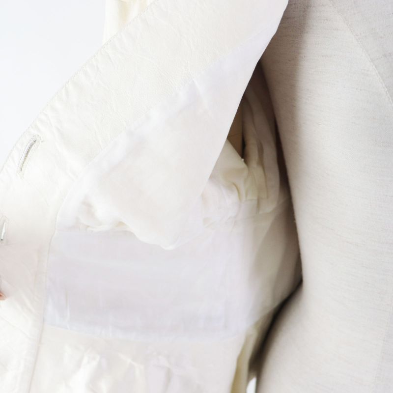 CHANEL P60304 LA Pausa Lambskin Short Sleeve Leather Jacket With Coco Buttons