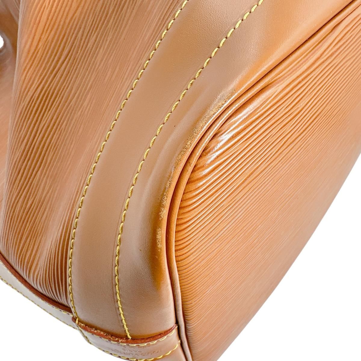 Louis Vuitton Epi Drawstring Shape Shoulder Bag Noe