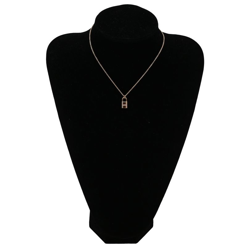 Hermes Necklace Amulet Kelly Cadenas 18k Pink Gold Diamonds Rose Gold Pink Gold