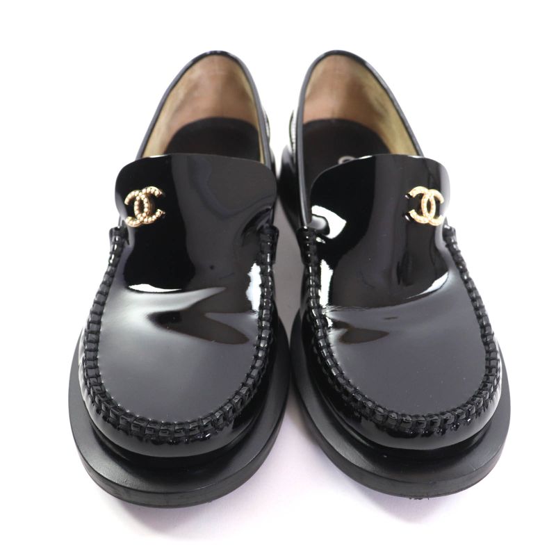 CHANEL 22B G39447 F Patent Leather Loafer With Pearl Coco Mark Black 34.5 With