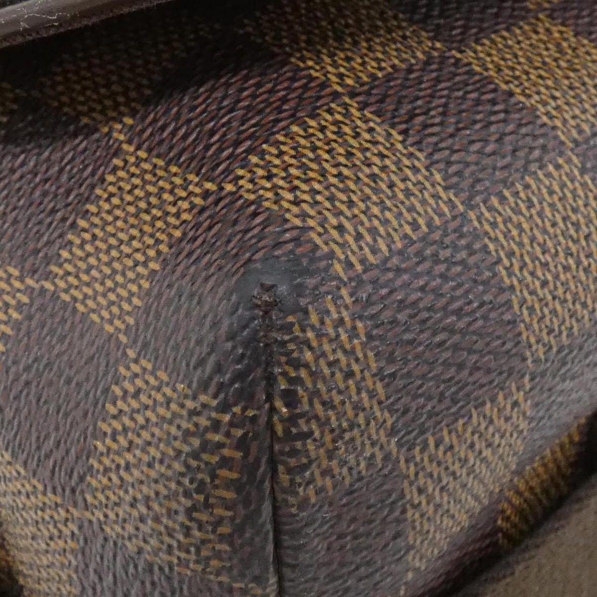 Louis Vuitton Damier Brooklyn GM Shoulder Bag — view 3
