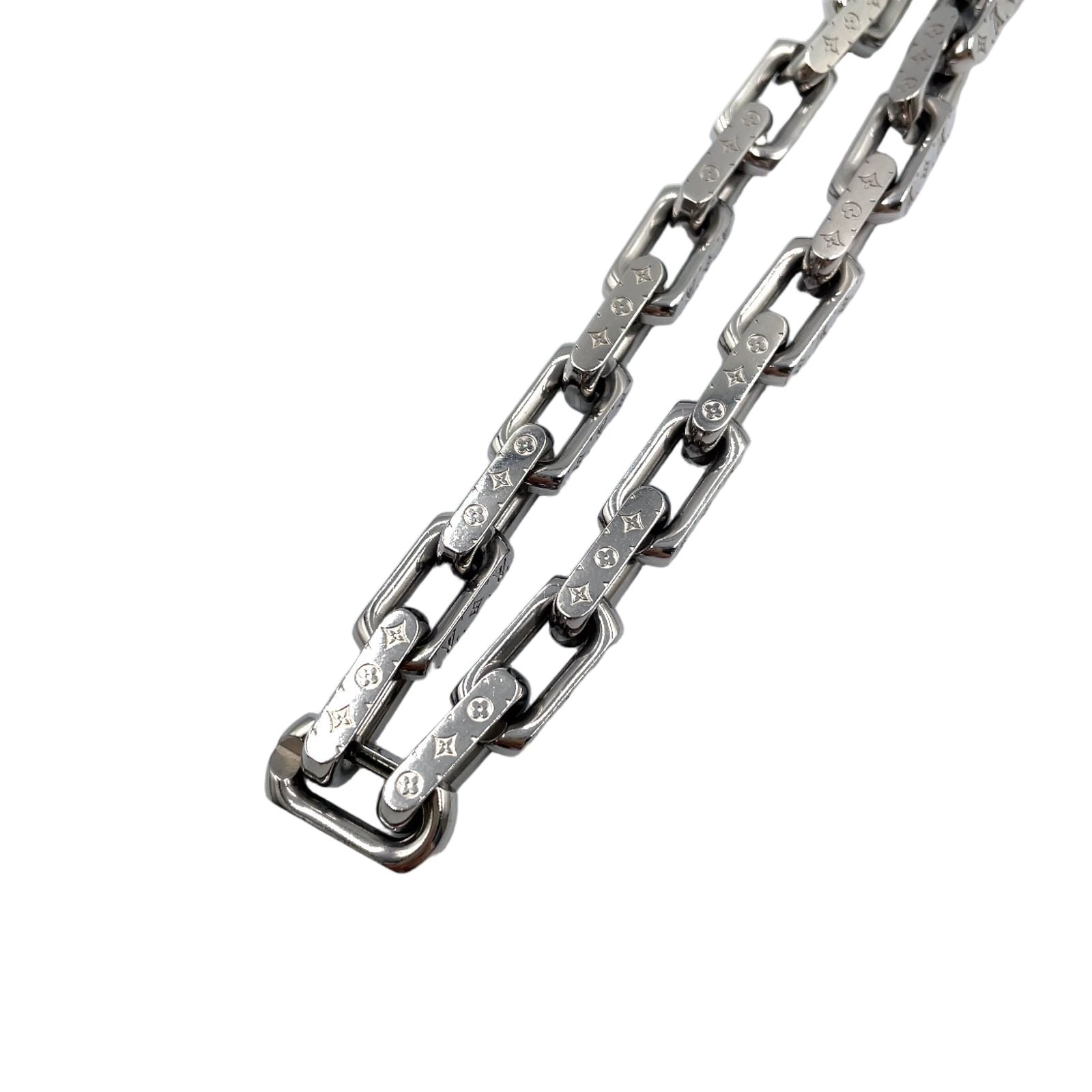 Louis Vuitton Collier Chain Monogram Metal Silver Necklace